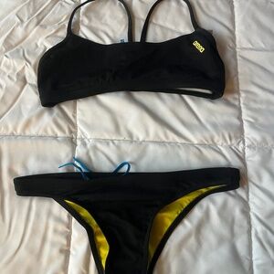 Women’s arena bikini set